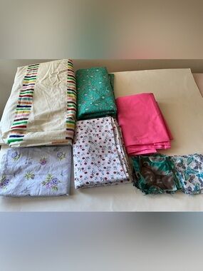 Quilting Sewing Crafts Fabric Lot Pink Blue Purple White Floral Butterflies